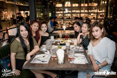 Saturday Night at Wine Republic Thonglor — photo 18