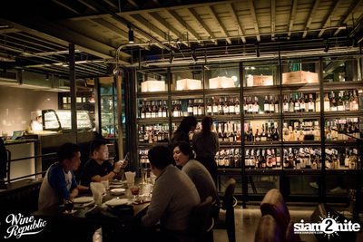 Saturday Night at Wine Republic Thonglor — photo 19