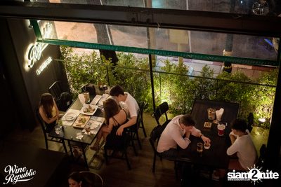 Saturday Night at Wine Republic Thonglor — photo 39