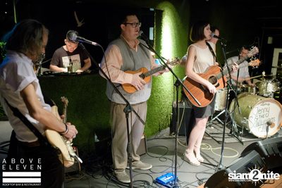 Jenny & The Scallywags Live at Above Eleven — photo 17