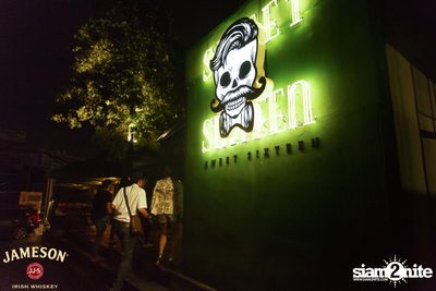 คืนวันศุกร์ ที่ สวีท ซิกซ์ทีน — photo 3