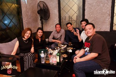 คืนวันศุกร์ ที่ สวีท ซิกซ์ทีน — photo 17