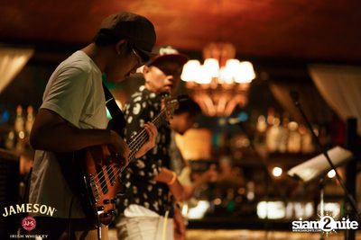 คืนวันศุกร์ ที่ สวีท ซิกซ์ทีน — photo 43