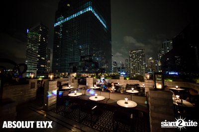 Full Moon Party at VOGUE Lounge — photo 27