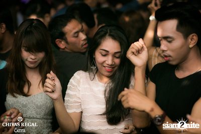 Slot Machine Live ที่ ดิฟเฟอร์ ผับ พัทยา — photo 41