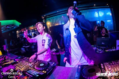 Slot Machine Live ที่ ดิฟเฟอร์ ผับ พัทยา — photo 62