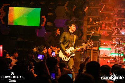 Slot Machine Live ที่ ดิฟเฟอร์ ผับ พัทยา — photo 81
