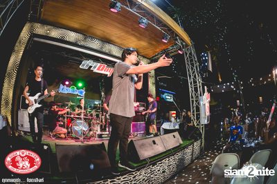 ZEAL at Maldives Resort Bar — photo 61