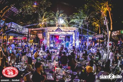 ZEAL at Maldives Resort Bar — photo 85