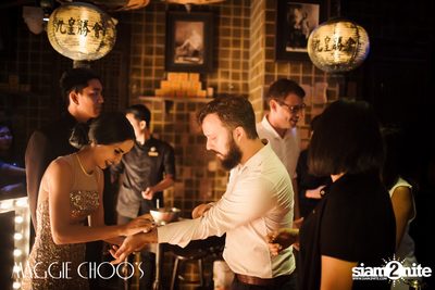 แม็กกี้ ชูส์ นำเสนอ Chocolates and Champagne — photo 40