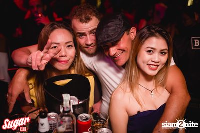 DJ Trife Live ที่ ชูการ์ คลับ — photo 81