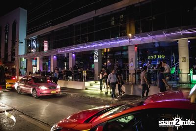 Tasty Tuesdays - Models Night at 8 On Eleven — photo 1