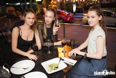 Tasty Tuesdays - Models Night at 8 On Eleven — photo 7