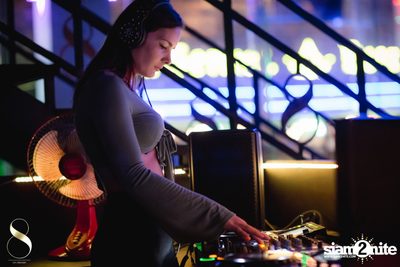 Tasty Tuesdays - Models Night at 8 On Eleven — photo 41