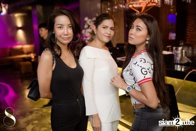 Wild Wednesdays at 8 on eleven — photo 6