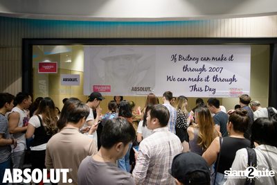 Trasher: Britney is Now at Central World — photo 7