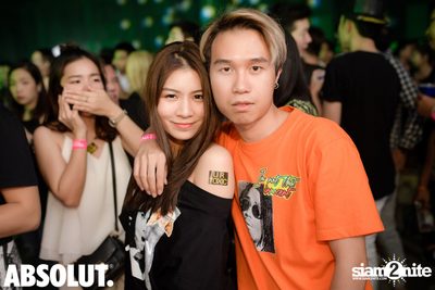 Trasher: Britney is Now at Central World — photo 97