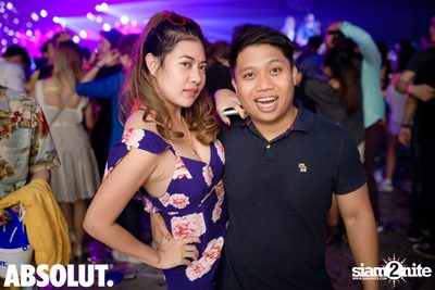 Trasher: Britney is Now at Central World — photo 254
