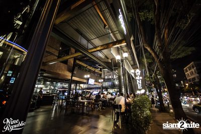 Saturday Night at Wine Republic Thonglor — photo 2