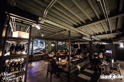 Saturday Night at Wine Republic Thonglor — photo 4