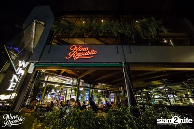 Saturday Night at Wine Republic Thonglor — photo 11