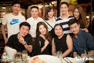 Saturday Night at Wine Republic Thonglor — photo 16