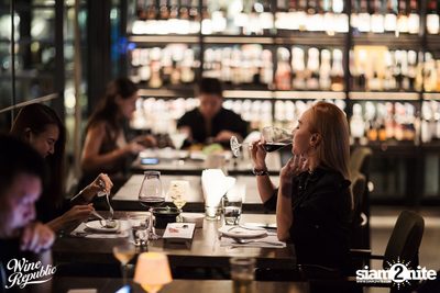 Saturday Night at Wine Republic Thonglor — photo 26