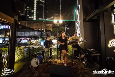 Saturday Night at Wine Republic Thonglor — photo 36
