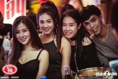 Za Day by Soda Singha: Pause at Luvv Cafe — photo 28
