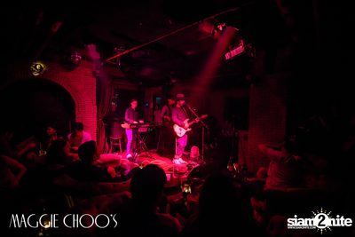 The Parkinson Live ที่ แม็กกี้ ชูส์ — photo 52