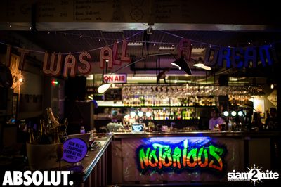 Notorious Bling at Le Café des Stagiaires — photo 4