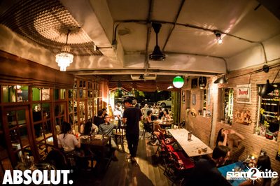 Notorious Bling at Le Café des Stagiaires — photo 88