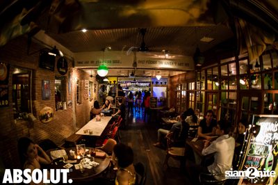 Notorious Bling at Le Café des Stagiaires — photo 90