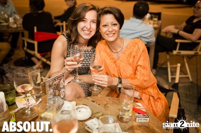 Notorious Bling at Le Café des Stagiaires — photo 102