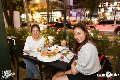 Friday Night at Wine Republic Thonglor — photo 19