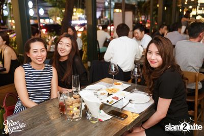 Friday Night at Wine Republic Thonglor — photo 20