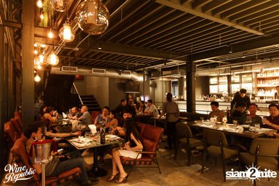 Friday Night at Wine Republic Thonglor — photo 43