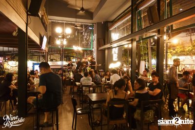 Friday Night at Wine Republic Thonglor — photo 54