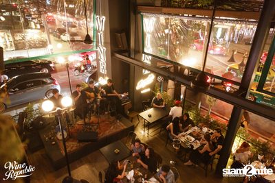 Friday Night at Wine Republic Thonglor — photo 56