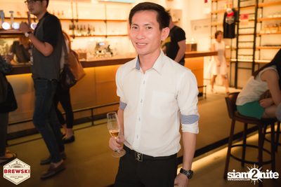 Sparkling Tuesday | Ladies Night at Brewski | Radisson Blu Plaza — photo 5