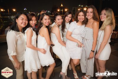Sparkling Tuesday | Ladies Night at Brewski | Radisson Blu Plaza — photo 18