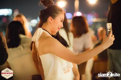 Sparkling Tuesday | Ladies Night at Brewski | Radisson Blu Plaza — photo 31