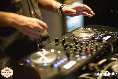 Sparkling Tuesday | Ladies Night at Brewski | Radisson Blu Plaza — photo 56