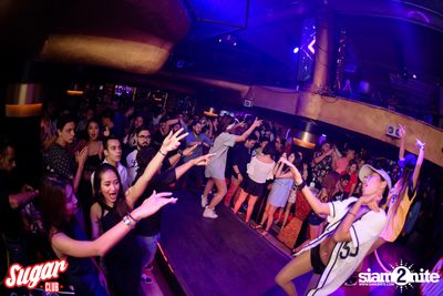 DJ Dopey ที่ ชูการ์ คลับ — photo 49