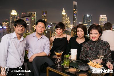 Celebrating 1 year anniversary ที่ ชาร์ แบงคอก — photo 7