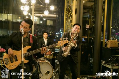 Celebrating 1 year anniversary ที่ ชาร์ แบงคอก — photo 29