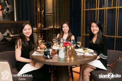 Celebrating 1 year anniversary ที่ ชาร์ แบงคอก — photo 38