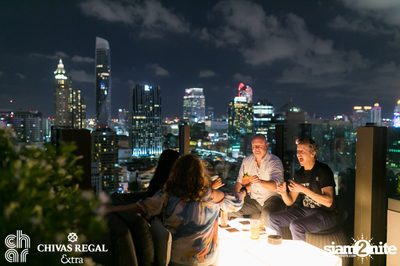 Celebrating 1 year anniversary ที่ ชาร์ แบงคอก — photo 53