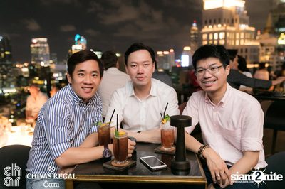 Celebrating 1 year anniversary ที่ ชาร์ แบงคอก — photo 54