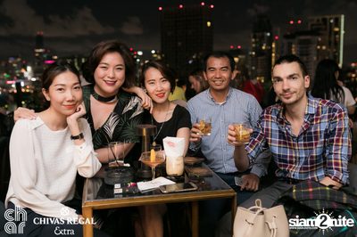 Celebrating 1 year anniversary ที่ ชาร์ แบงคอก — photo 72